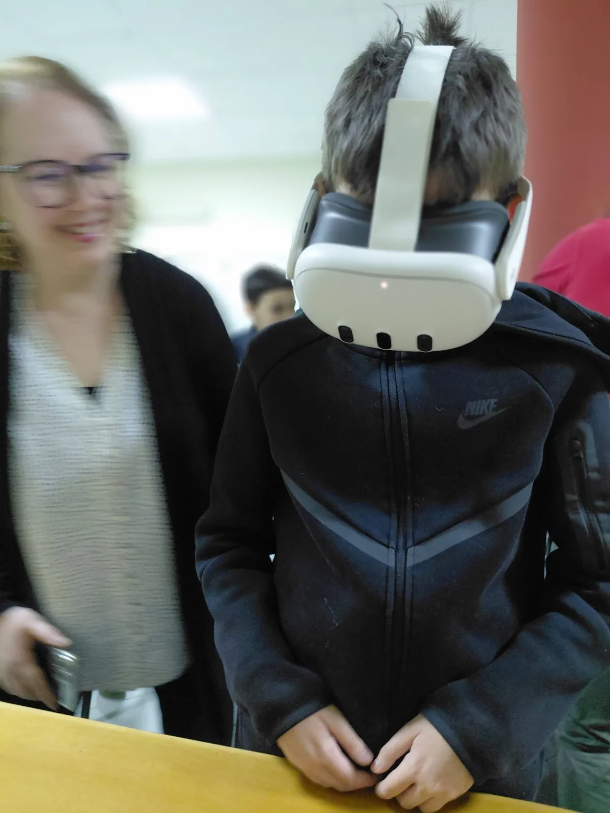 Gli studenti sperimentano il percorso del sangue in realta virtuale