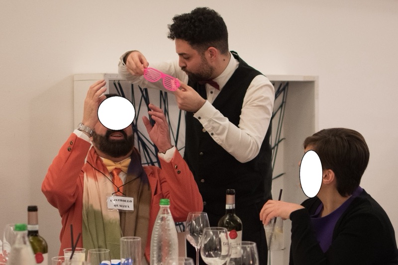 Camerieri Pazzi momento comico