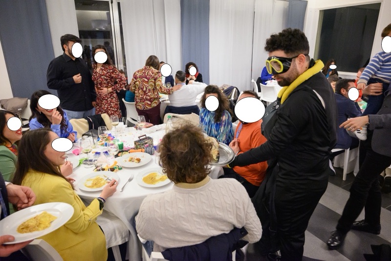 Camerieri Pazzi festa aziendale