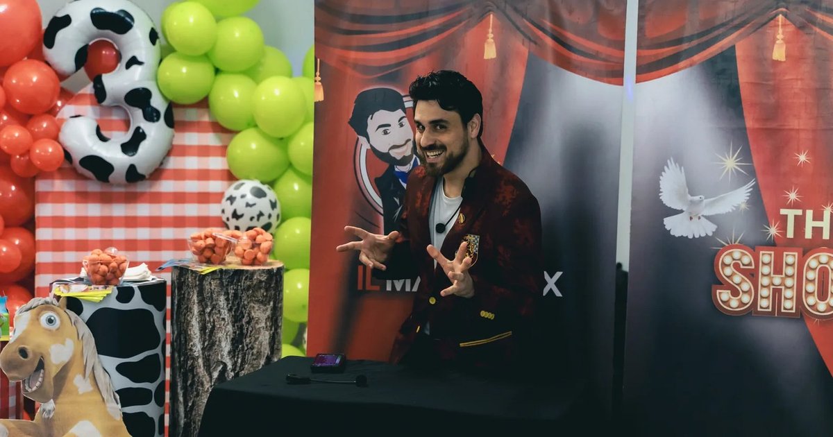 Animazione bambini a una festa di compleanno con Il Mago Max ad Agrigento