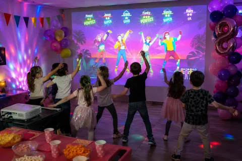 Just Dance Party sfide di ballo su maxi schermo
