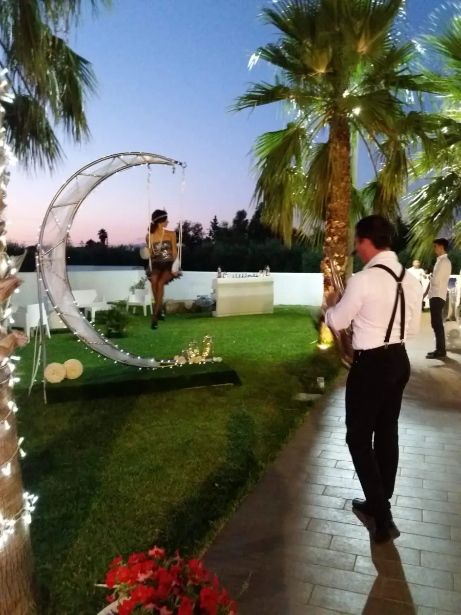 Animazione di gala con performer e scenografie per eventi privati in Sicilia